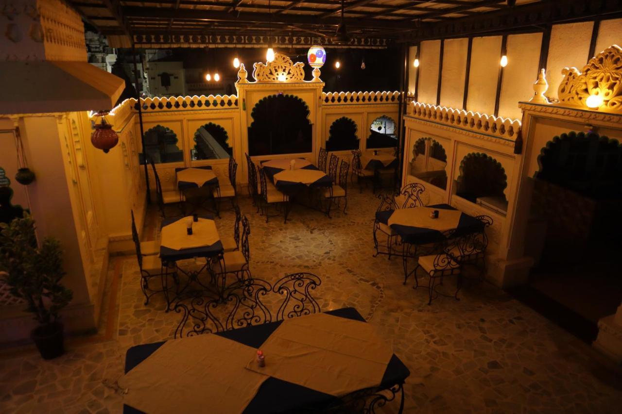 Baba Palace - A Heritage Hotel, Udaipur Exterior foto