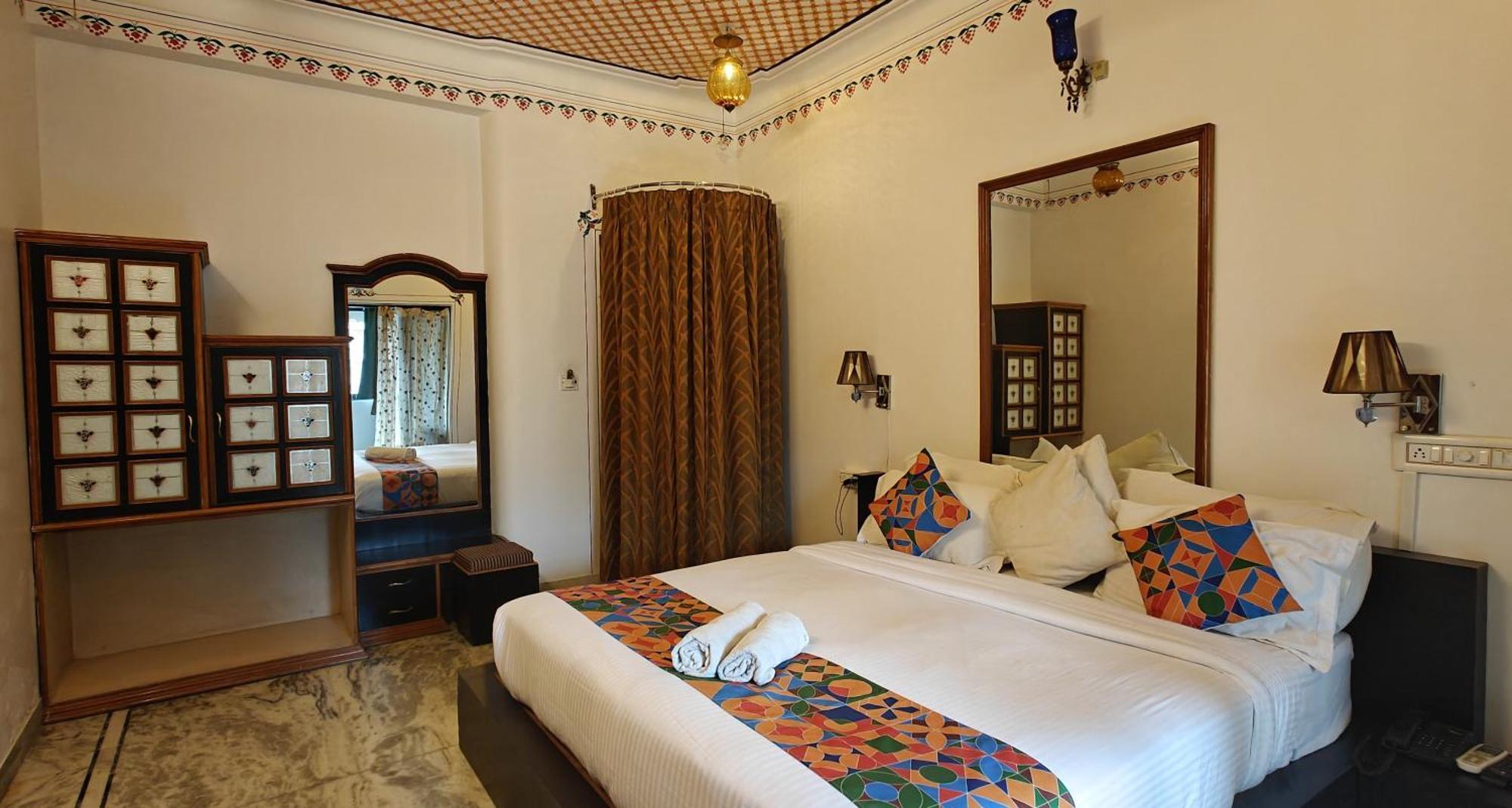 Baba Palace - A Heritage Hotel, Udaipur Exterior foto
